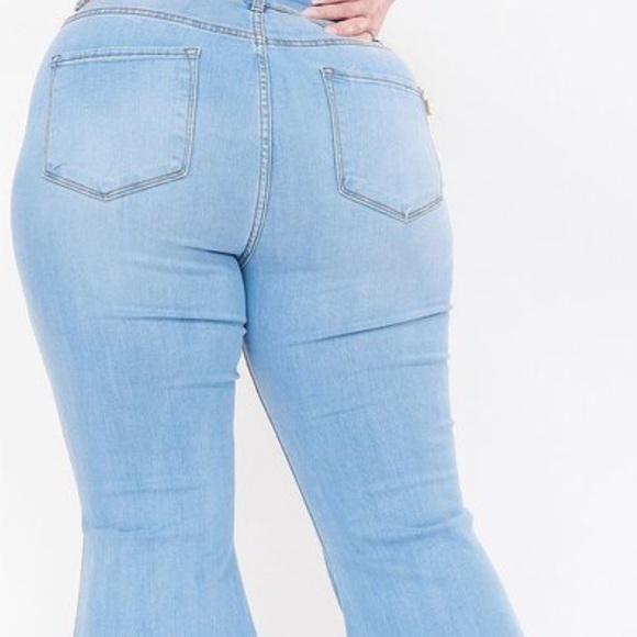 Plus size bell bottom jeans - Picture 6 of 7